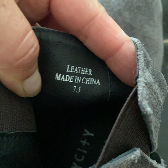 Grey suede/leather ankle boot - Picture 6 of 7